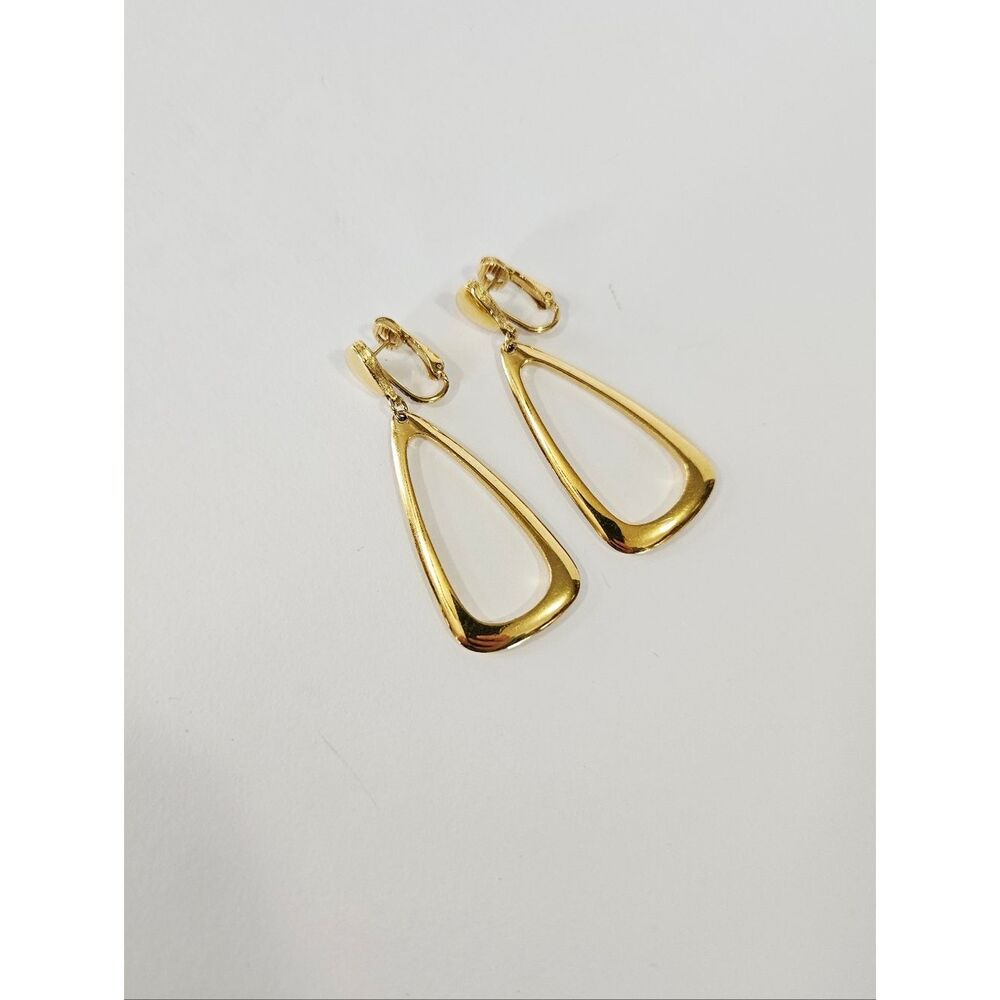 Crown Trifari Vintage Gold Tone Teardrop Dangle Large Converted Pierced Earrings